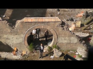 Видео со съёмок «Трансформеров 4 (2014)». Марк Уолберг и Стэнли Туччи